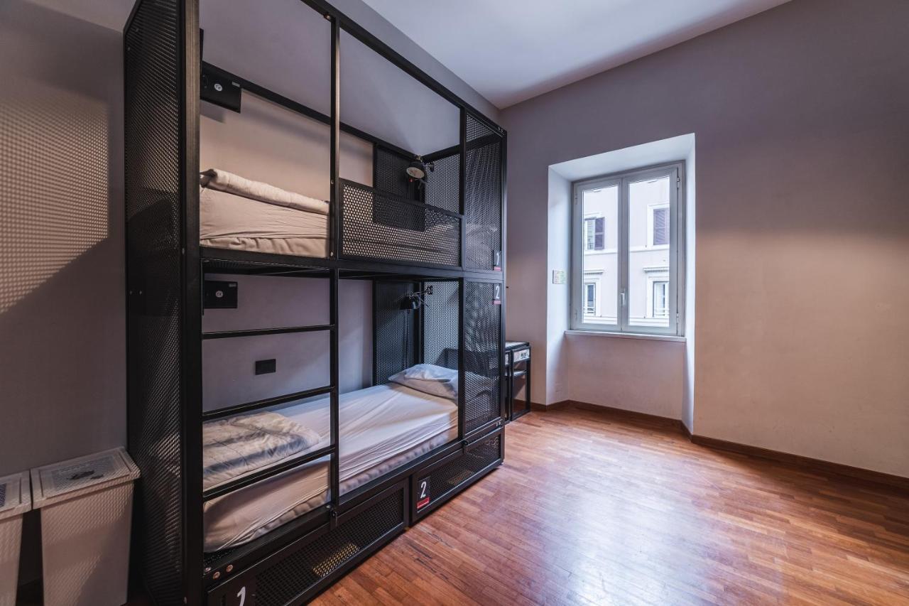 Bed 4-Bed Mixed Dormitory Room En suite Bathroom
