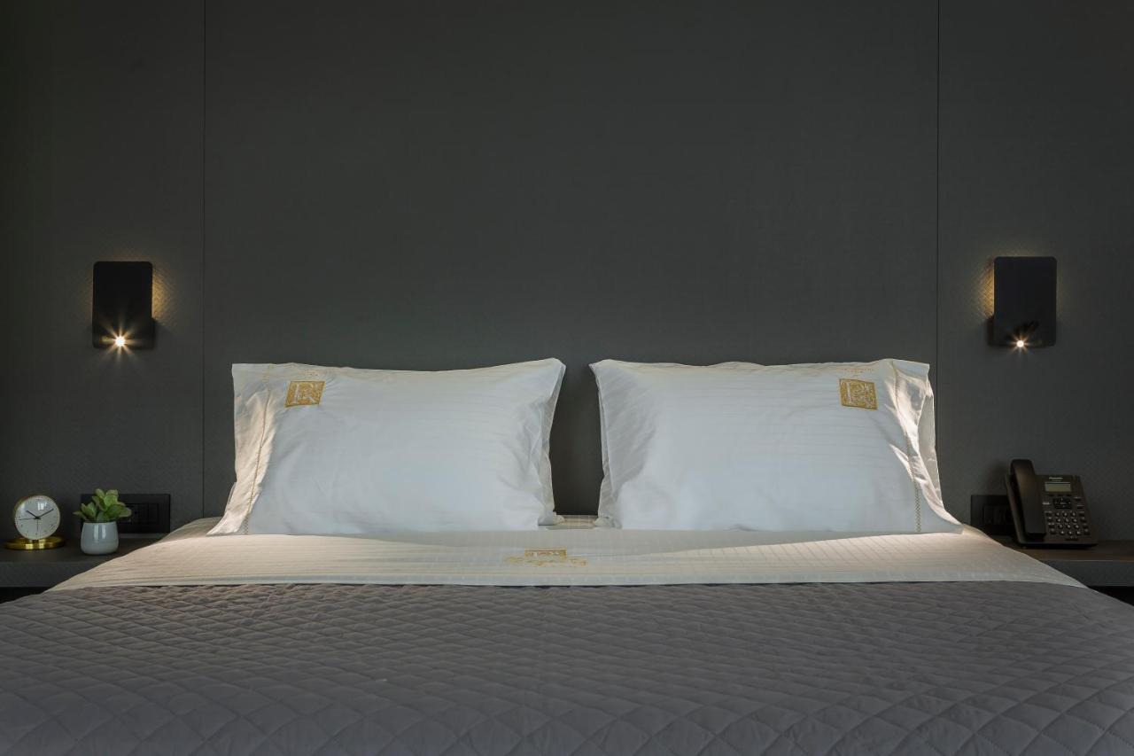 Suite with City View