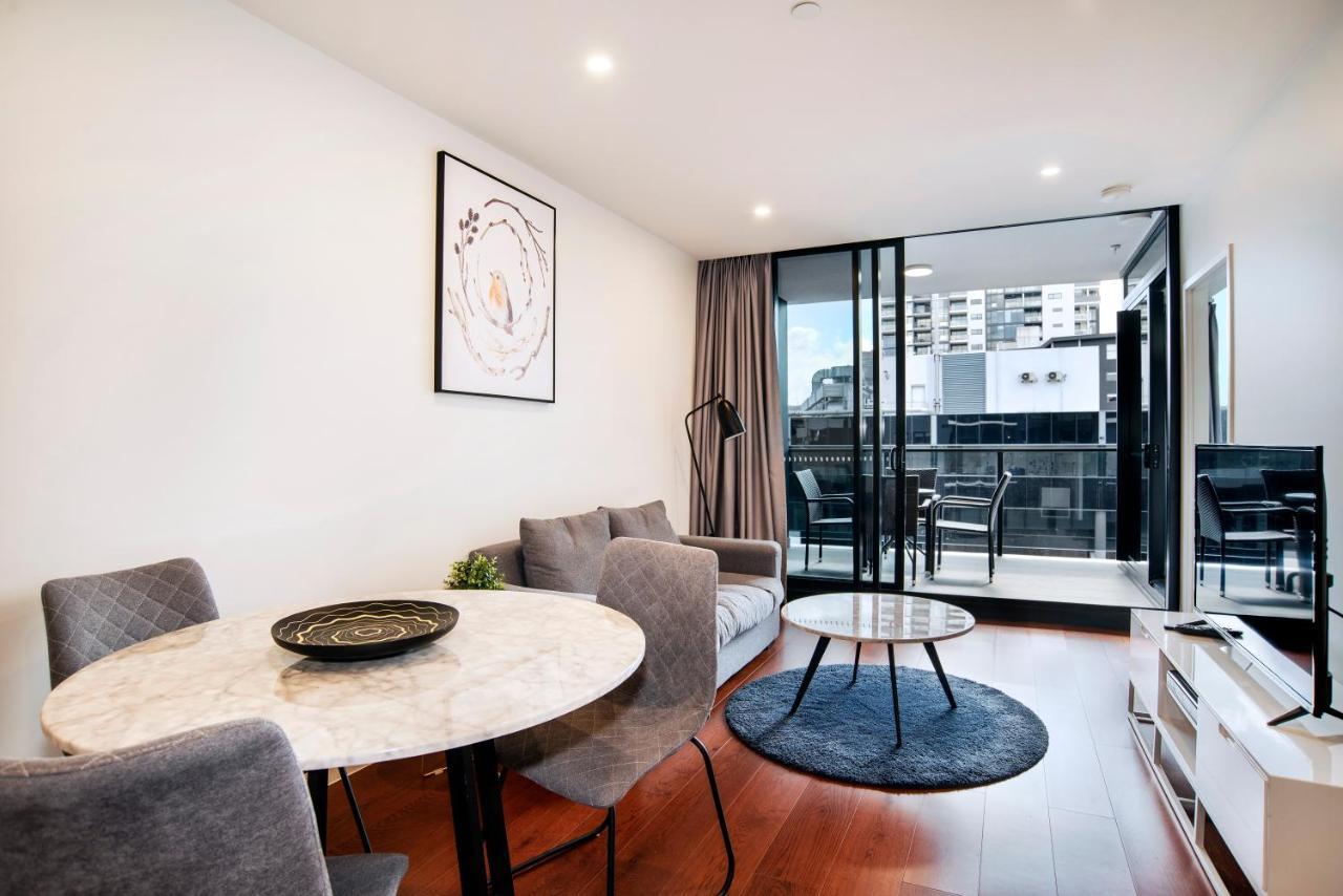 One Bedroom Apartment