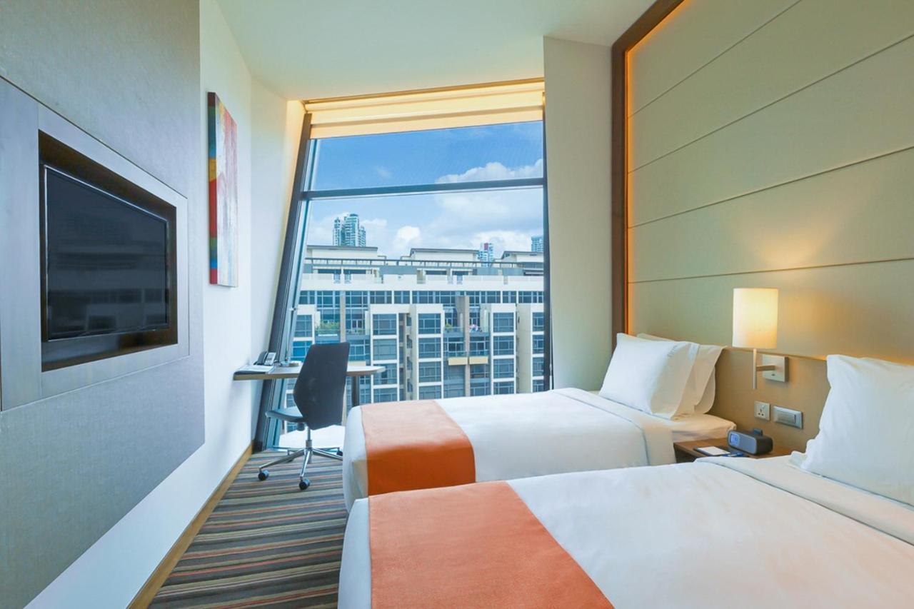 Standard Twin Room - Free Breakfast