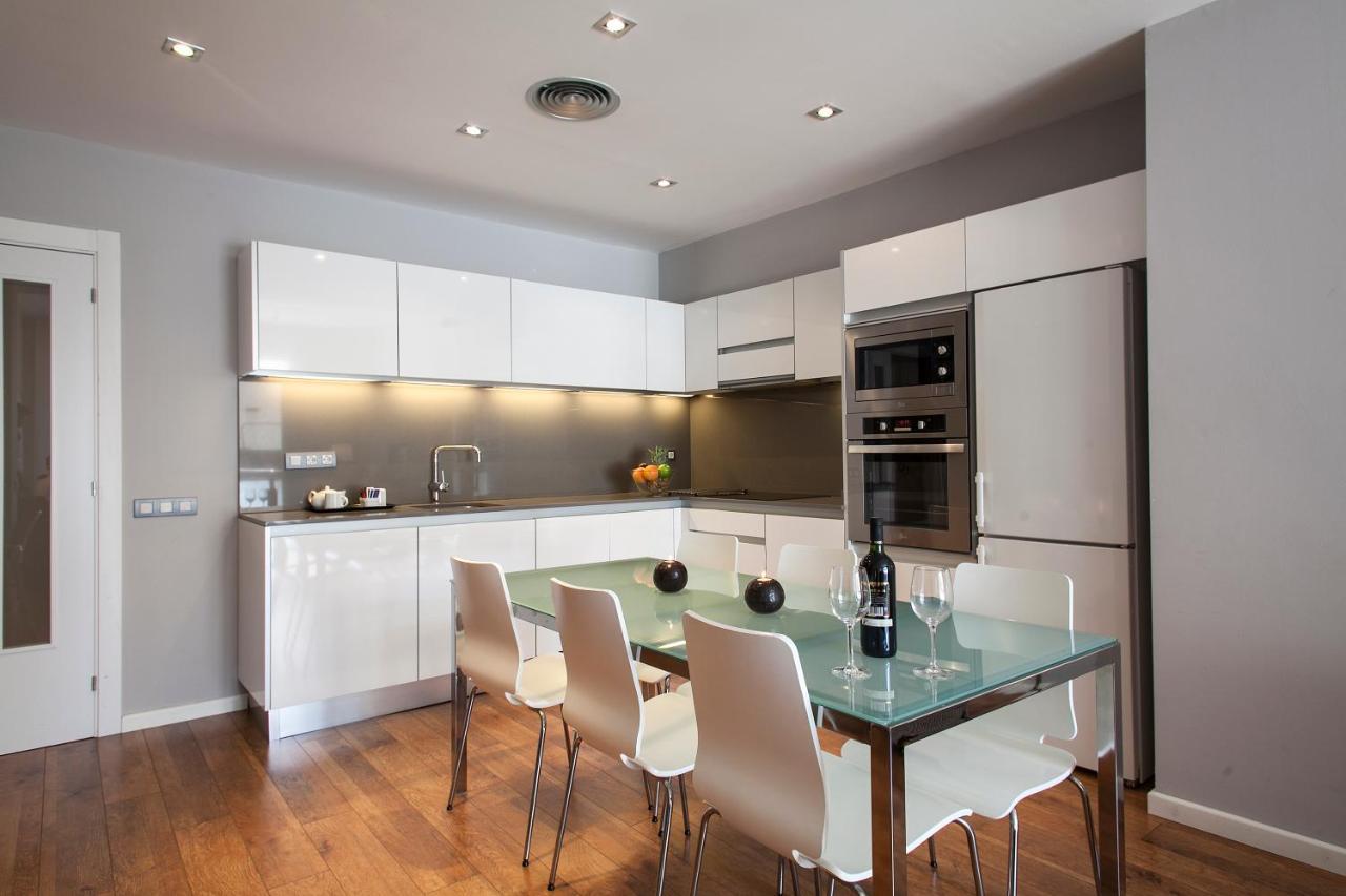 One-Bedroom Apartment with Terrace