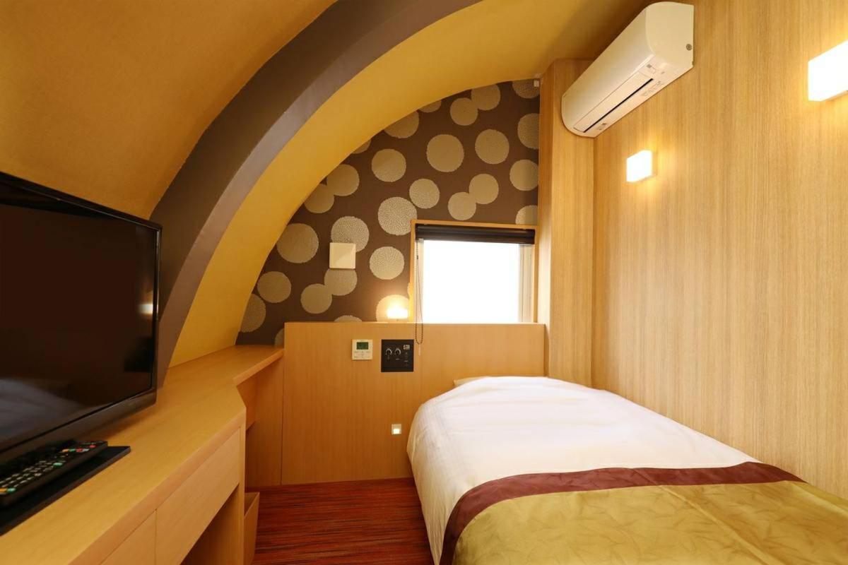 Single Room with Shower