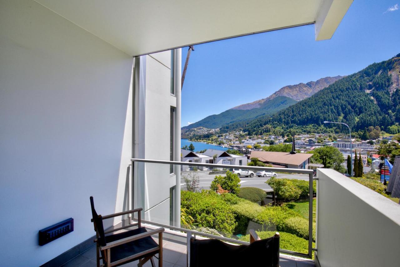 Superior Room Two Double Beds – Lake View,1415696166:JPEG