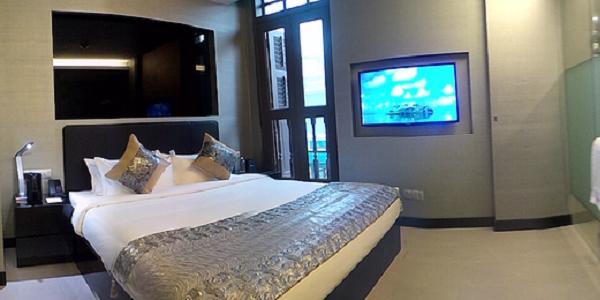 Executive King Room