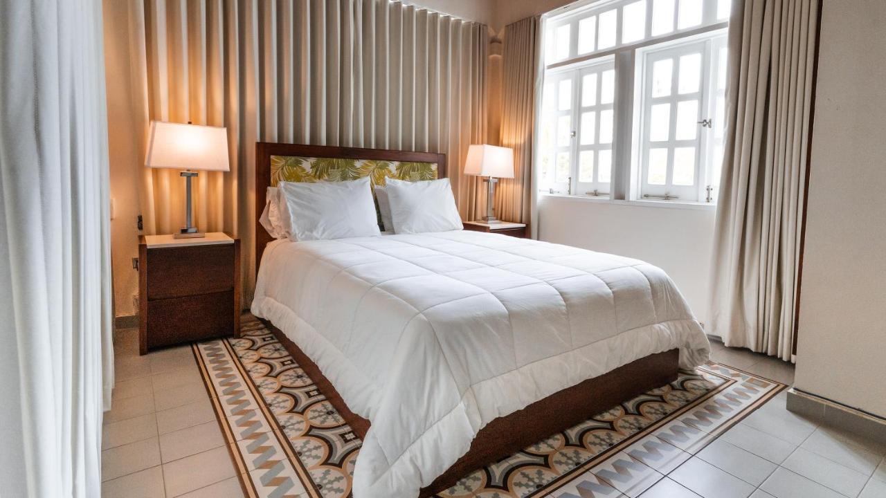 Deluxe Suite,1057612057:JPEG