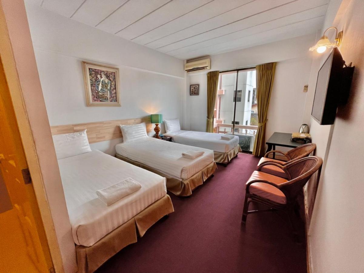 Comfort Triple Room