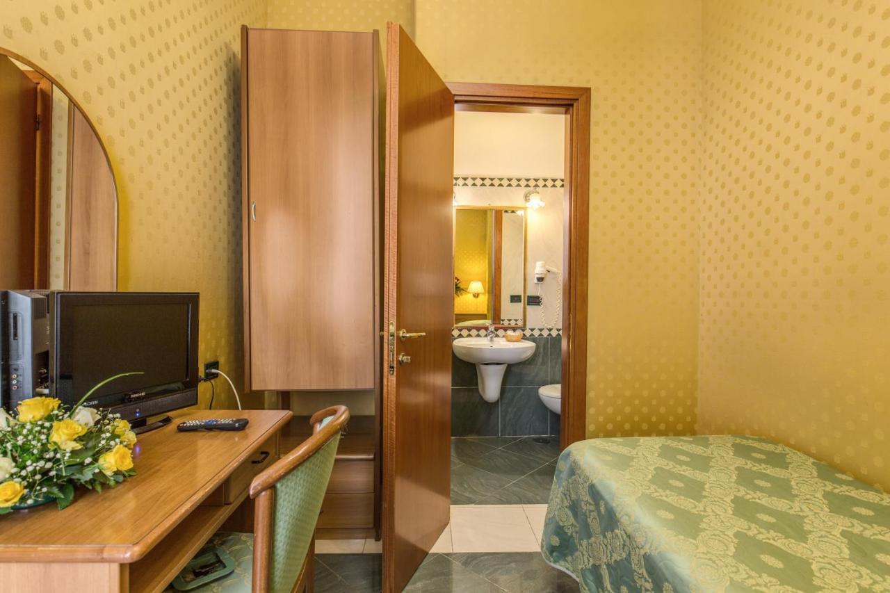 Single Room,1553827099:JPEG