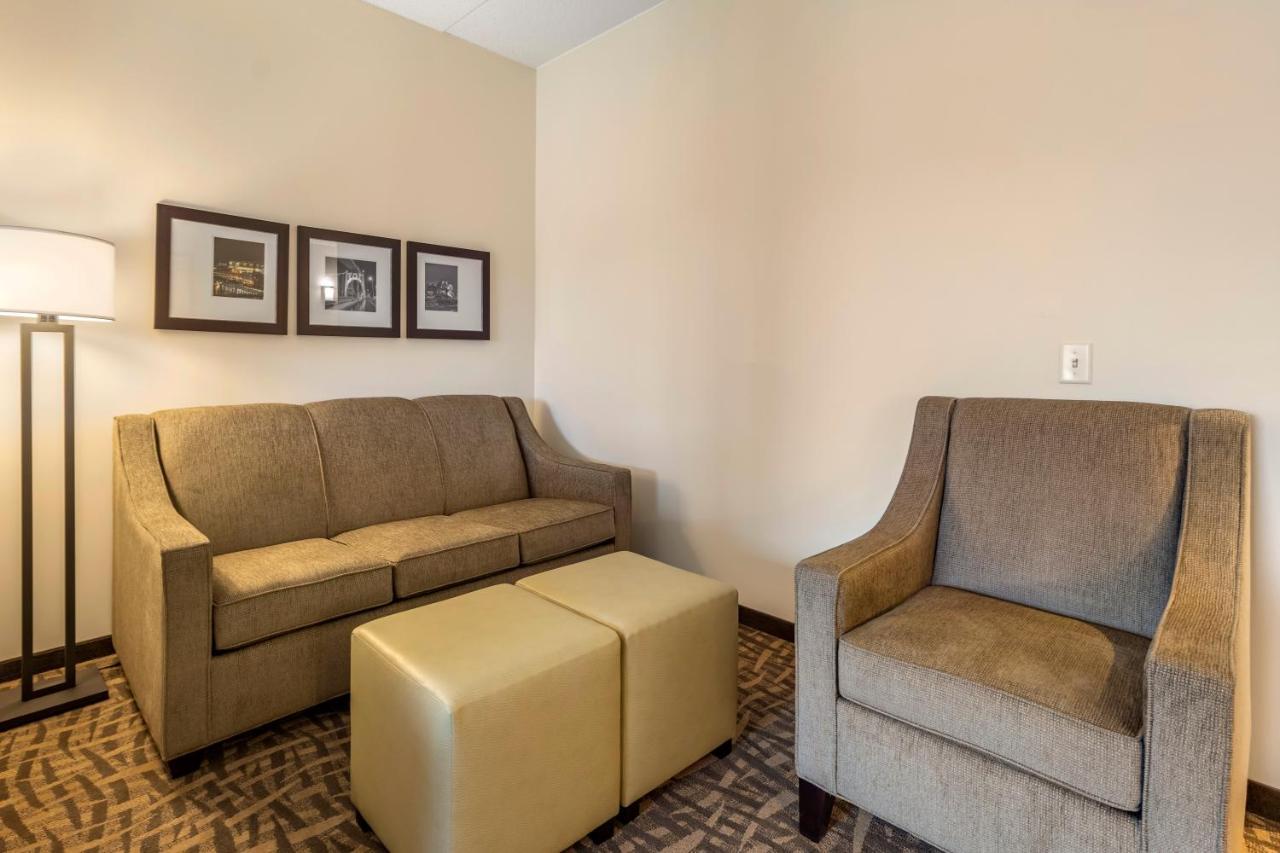 Suite with Two Queen Beds - Accessible/Non Smoking
