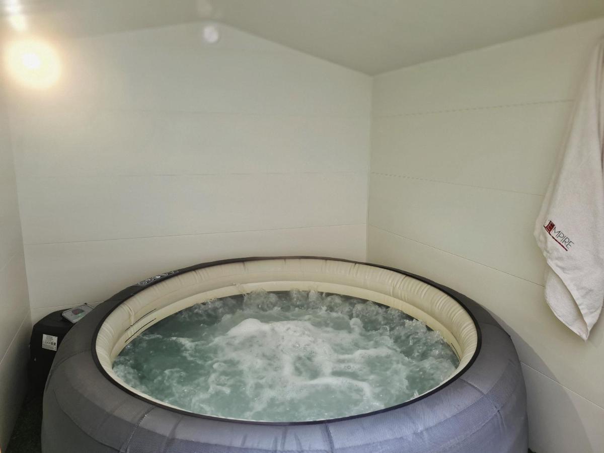 Loft Terrace Jacuzzi