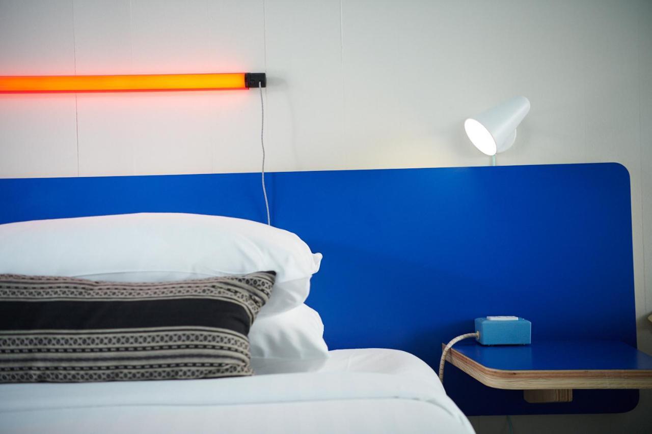 King Room with Pool View,1089776730:JPEG