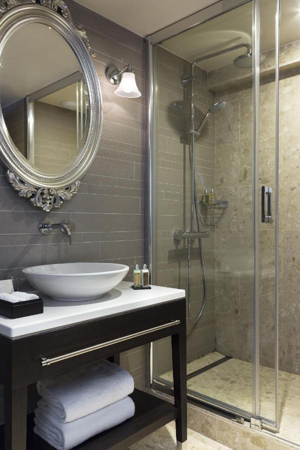 Exclusive Suite