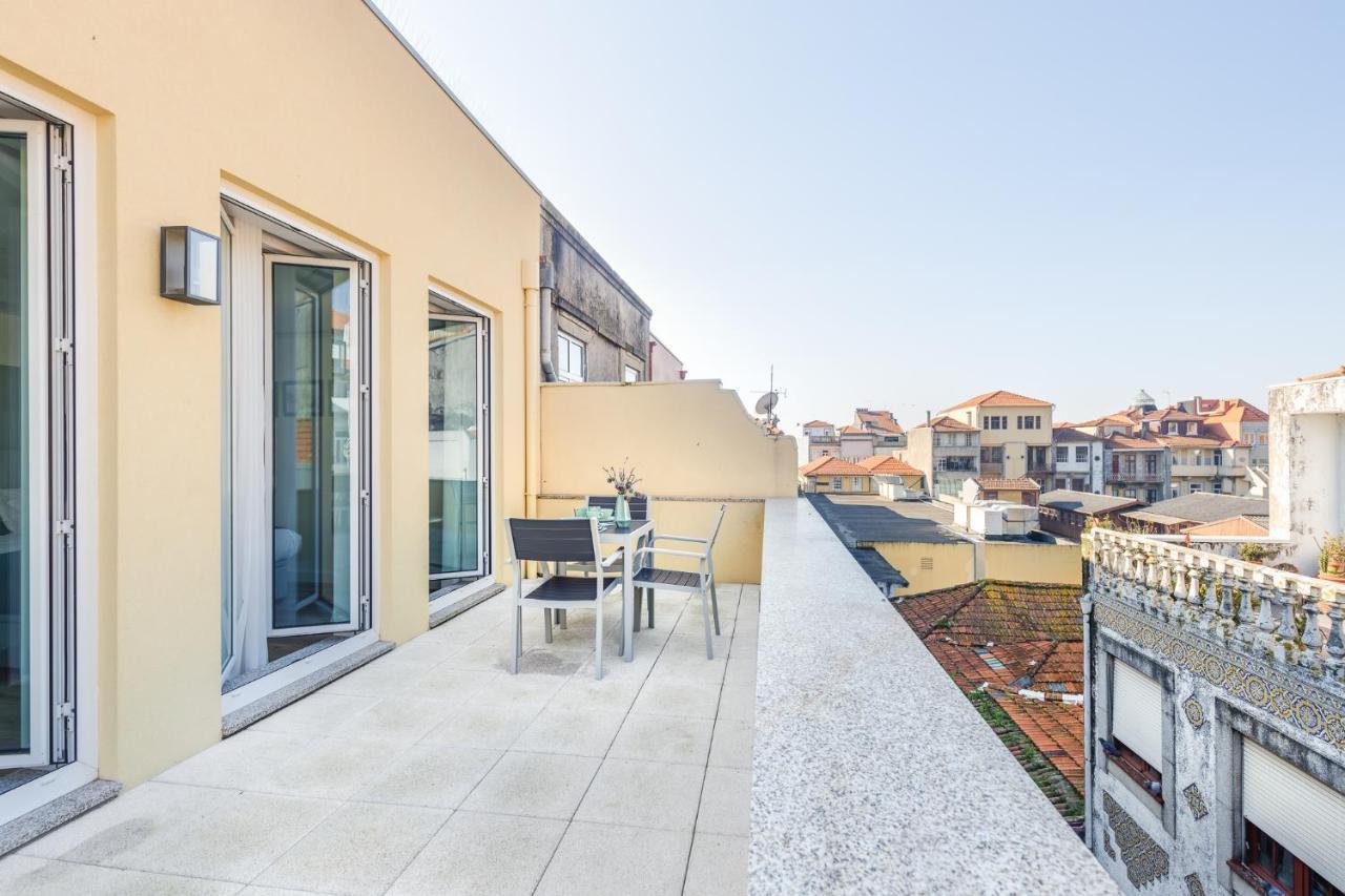 Studio with Terrace
