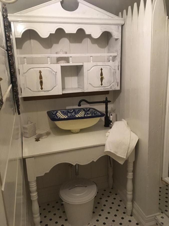 Small Double Room,1093426998:JPEG