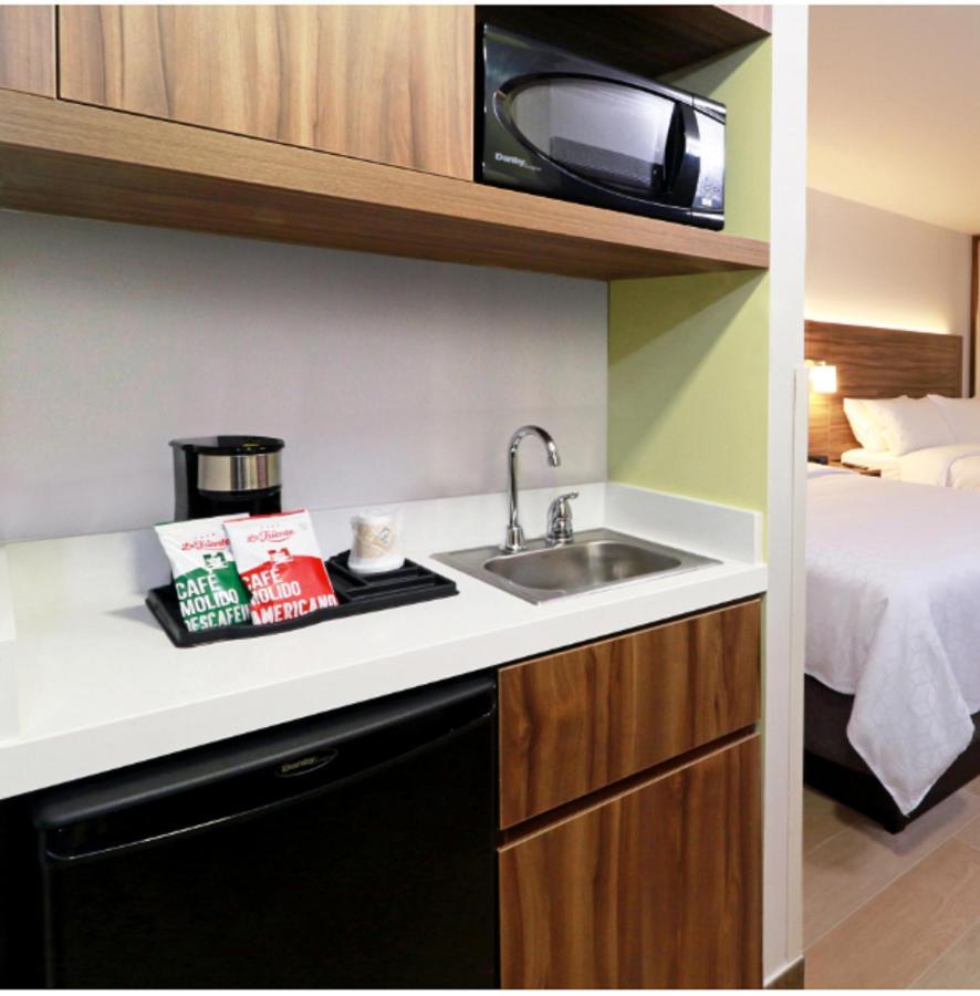 Standard Room with Two Queen Beds