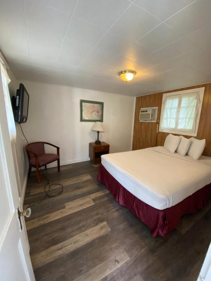 Superior Cottage