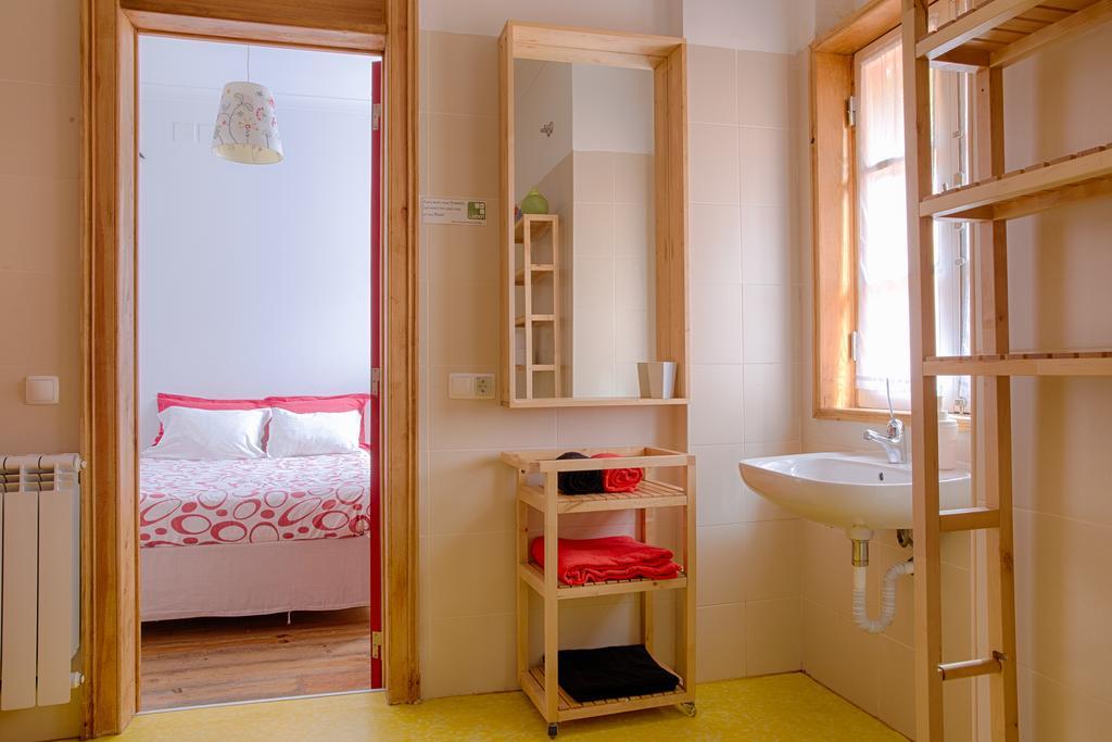 Double Room Private Bathroom,112363278:JPEG