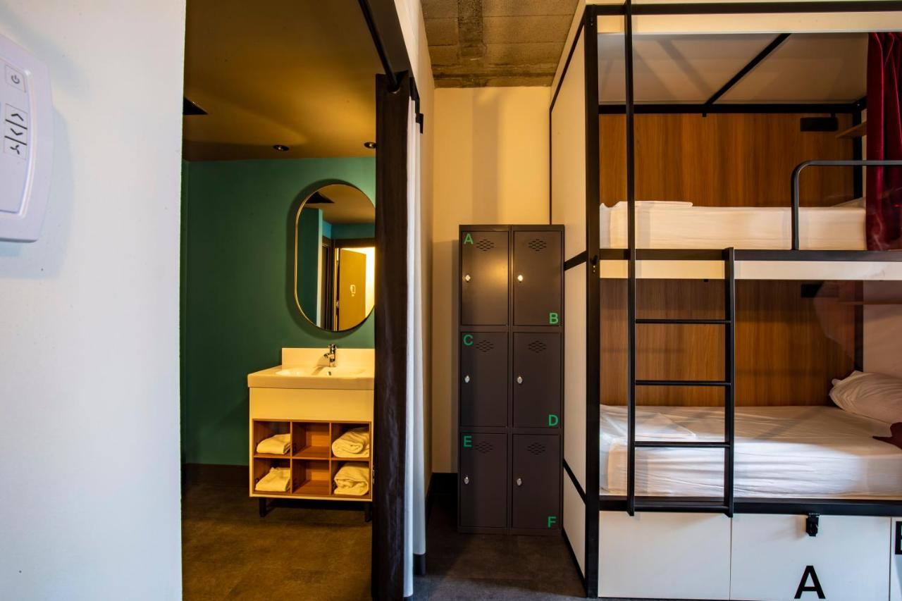Bed in 6-Bed Mixed Dormitory Room