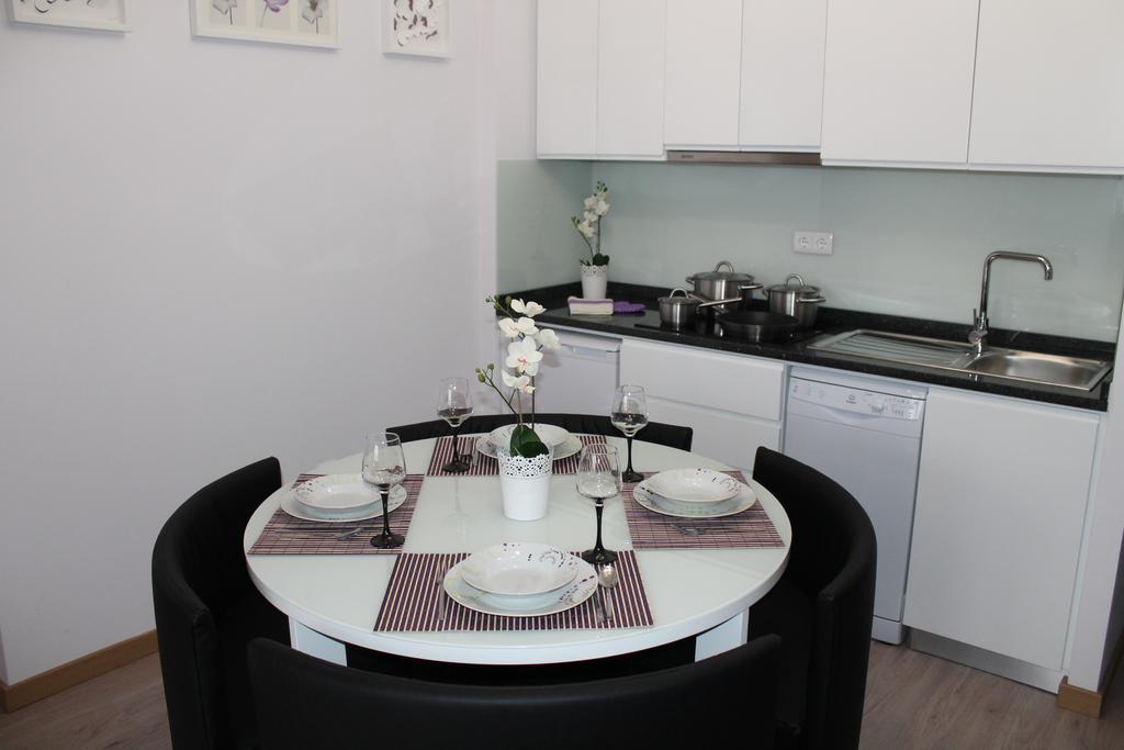 One-Bedroom Apartment,705906793:JPEG