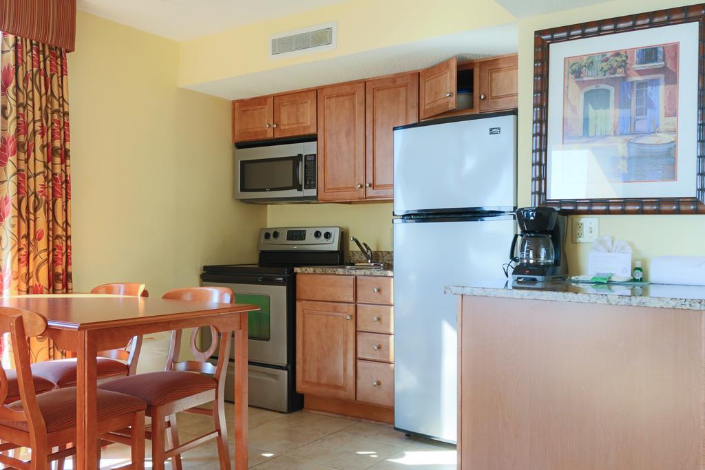 One-Bedroom Suite
