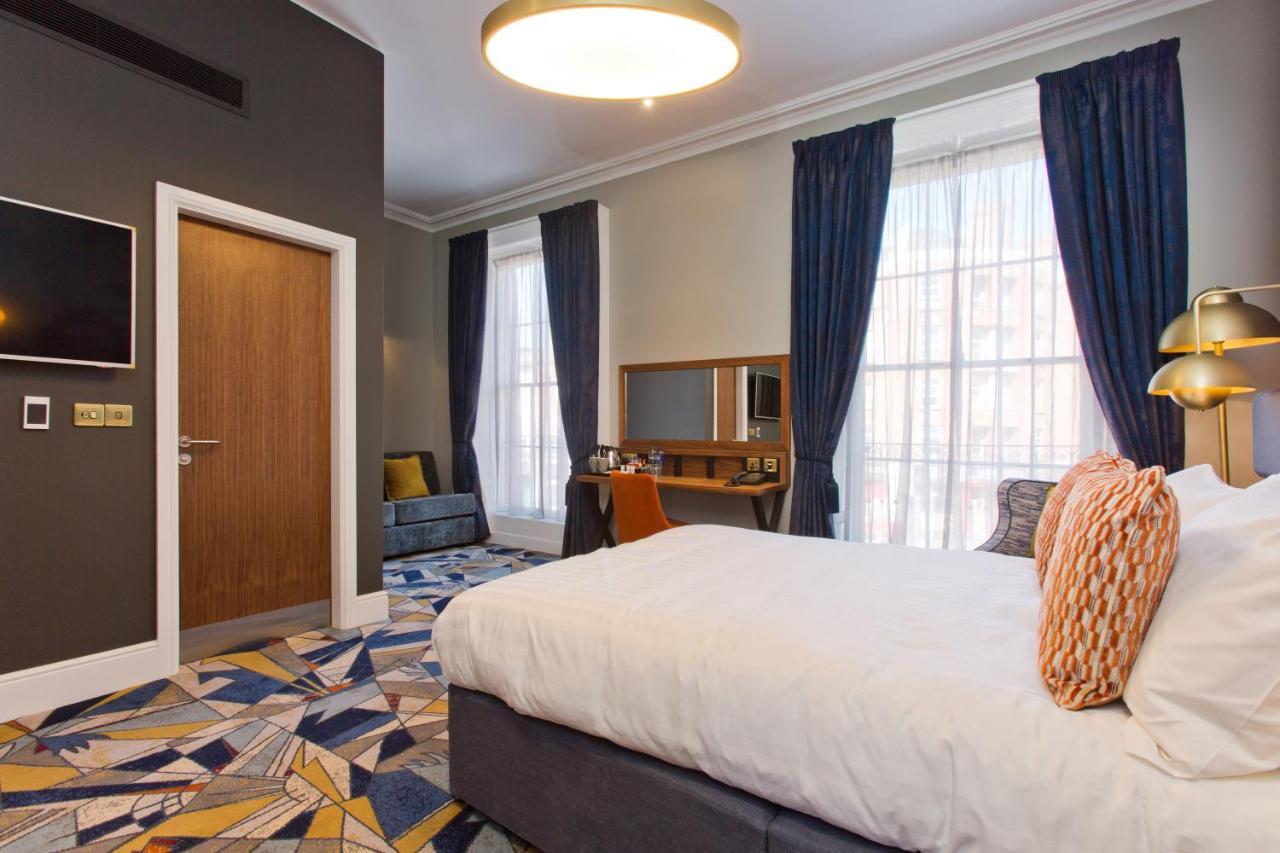 Family Room,1554863206:JPEG