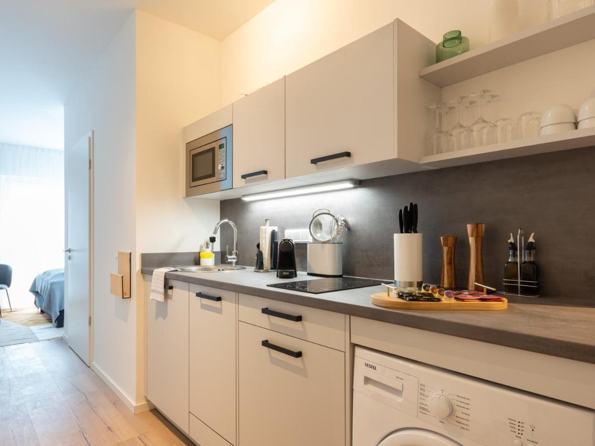 Single Suite L