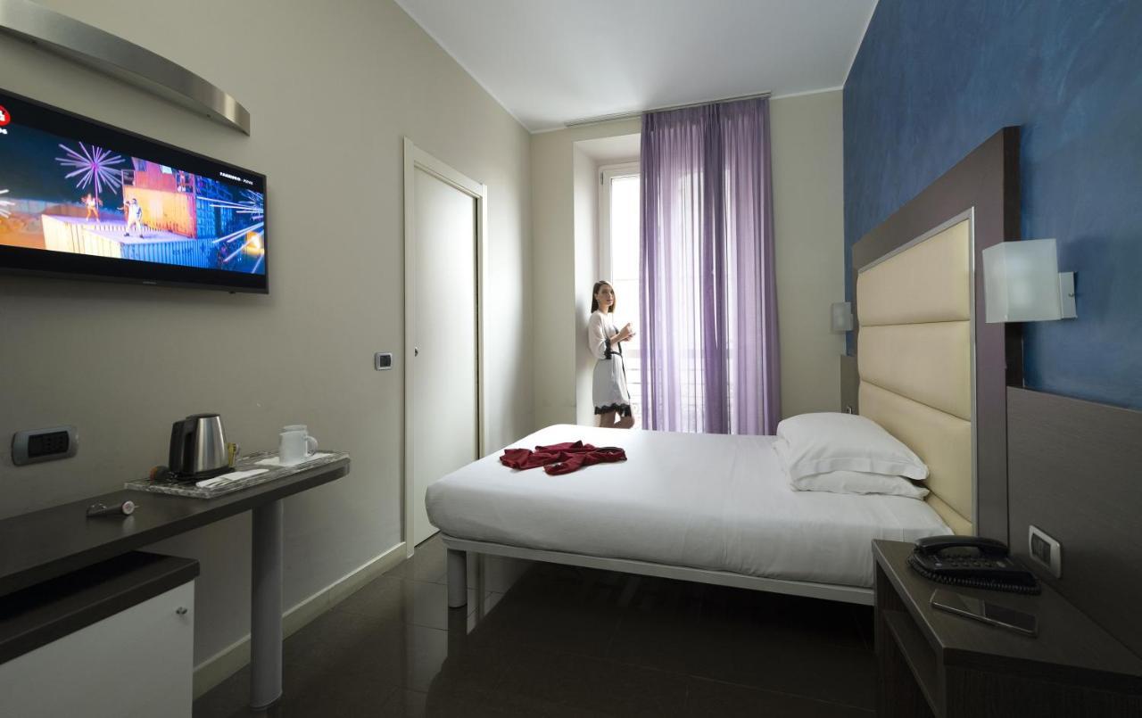 Single Room Small Double Bed,1194984304:JPEG