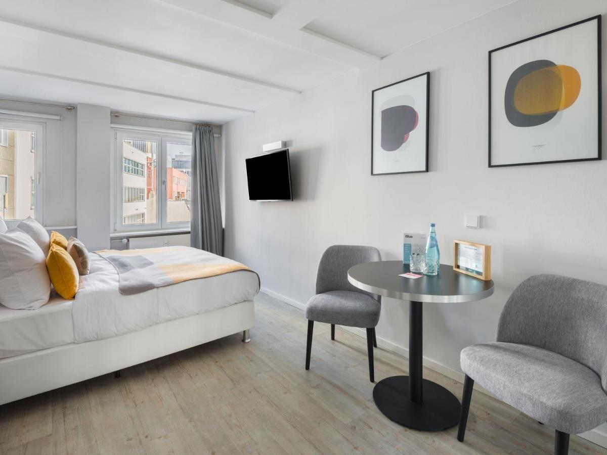 Large Studio Kitchenette,1164923385:JPEG