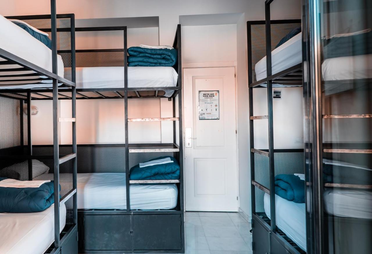 Bed in 6-Bed Mixed Dormitory Room