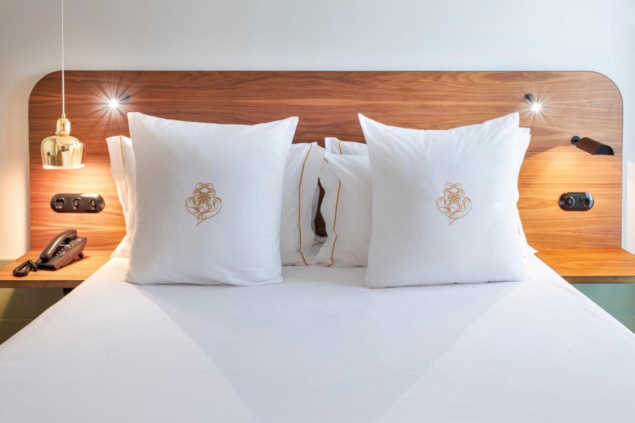 Double or Twin Room Terrace