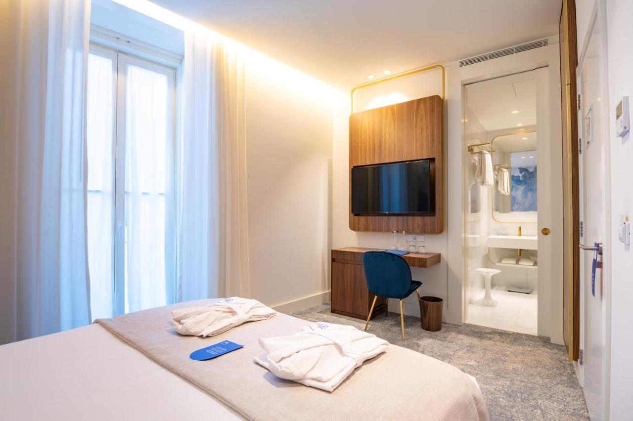 Classic Double or Twin Room Interior View