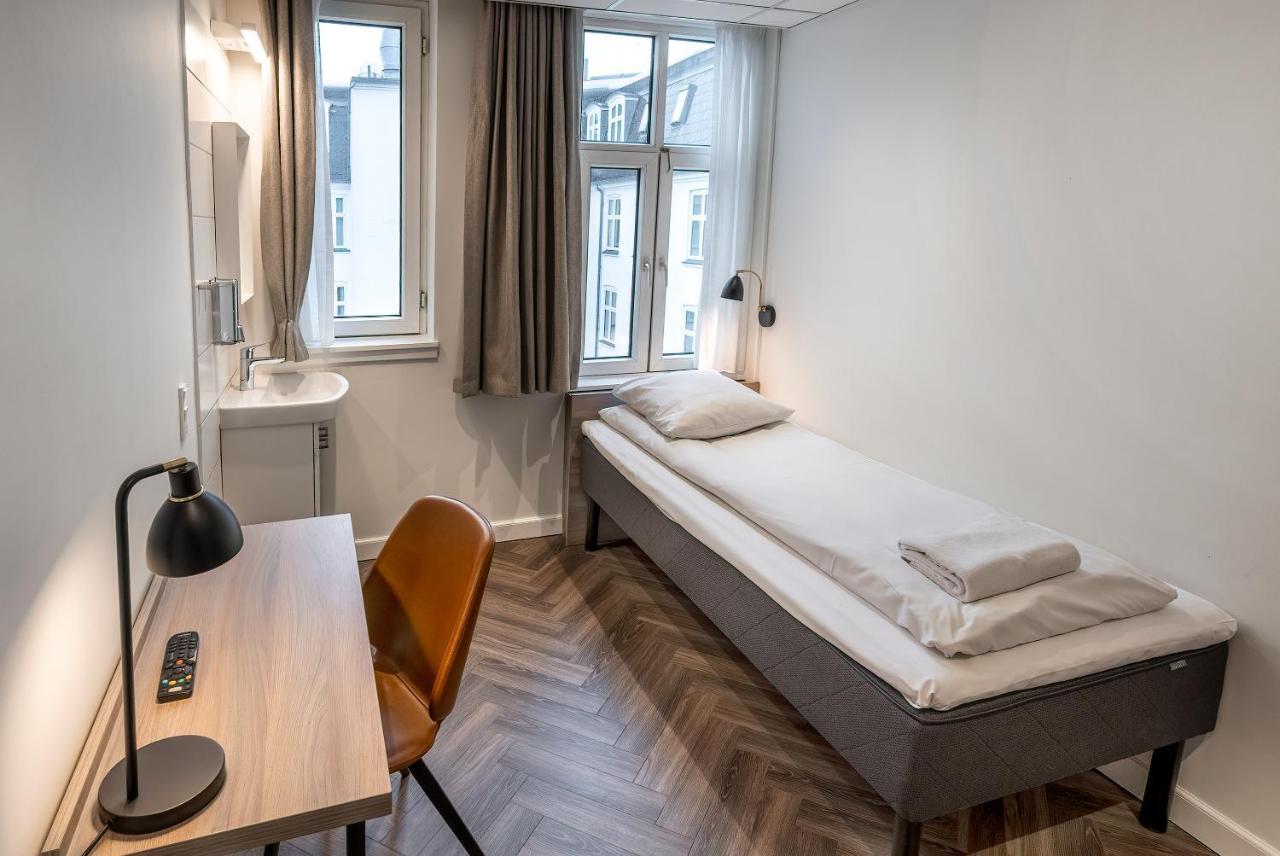 Single Room,1177287376:JPEG