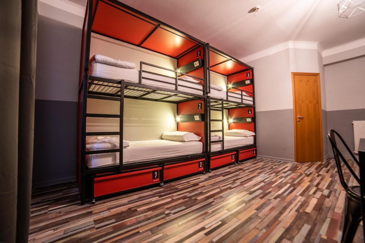 Bed 4-Bed Female Dormitory Room