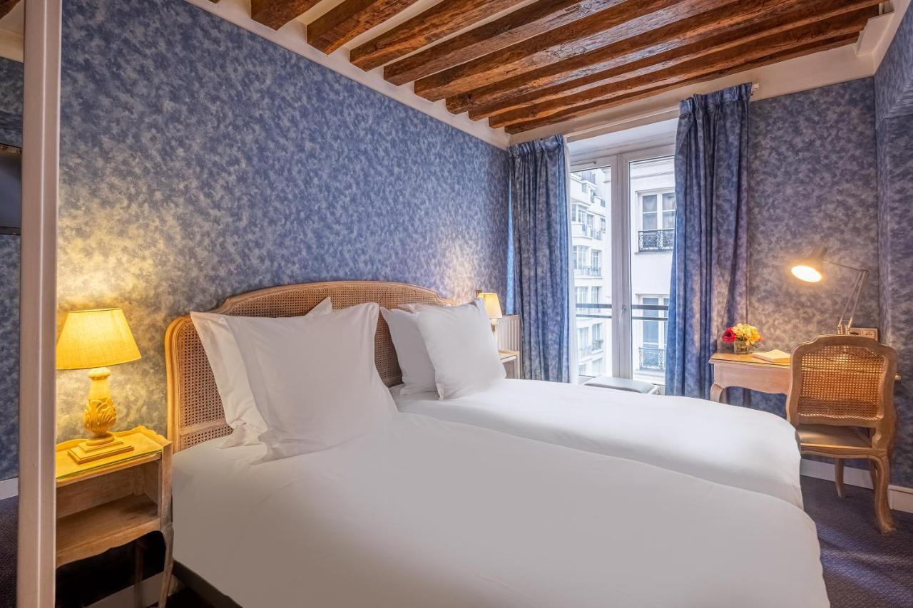 Twin Room with Bath