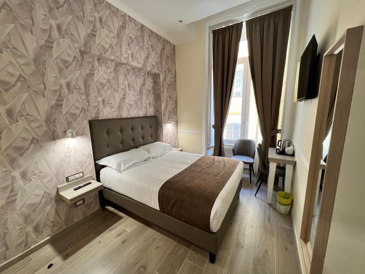 Large Single Room
