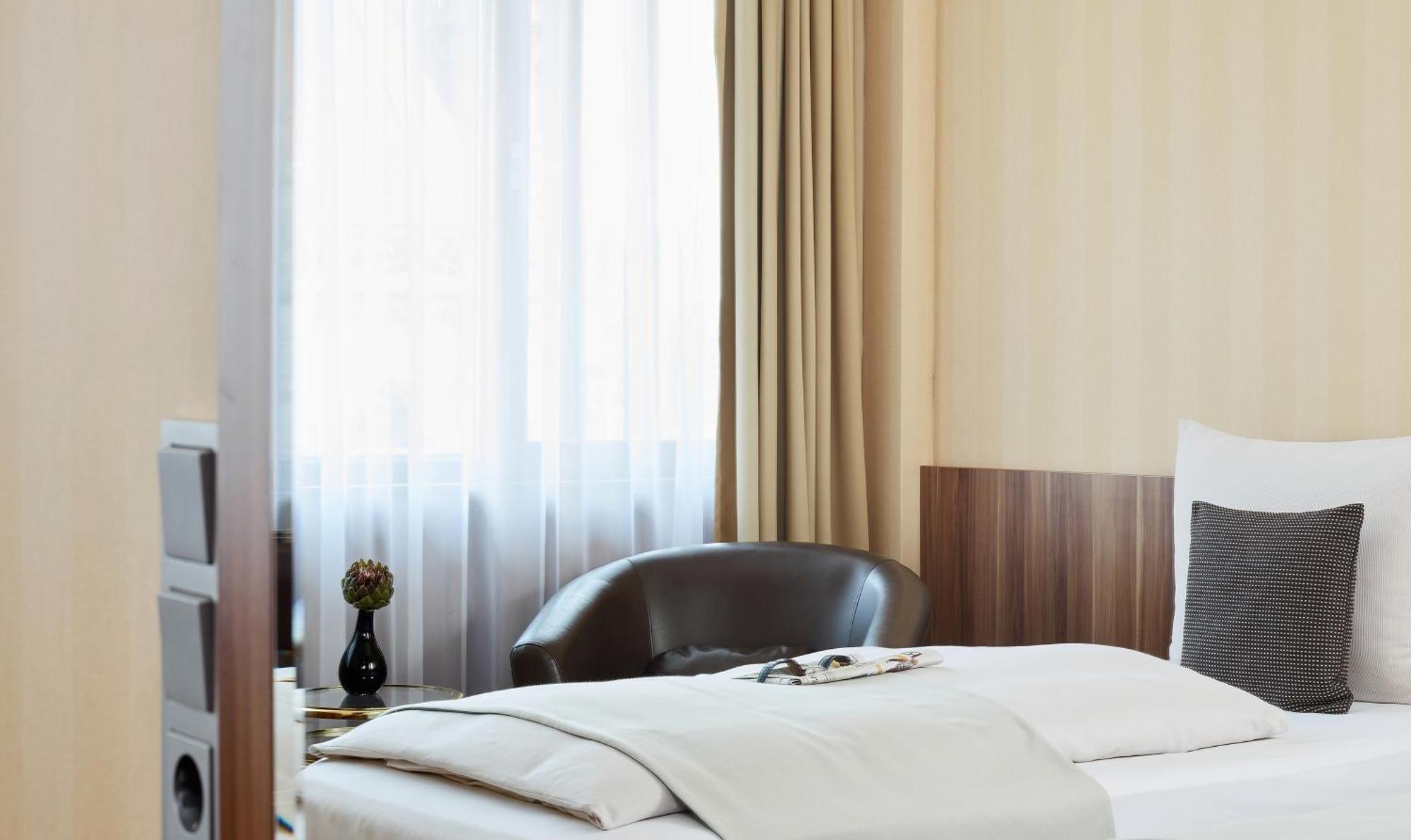 Business Single Room