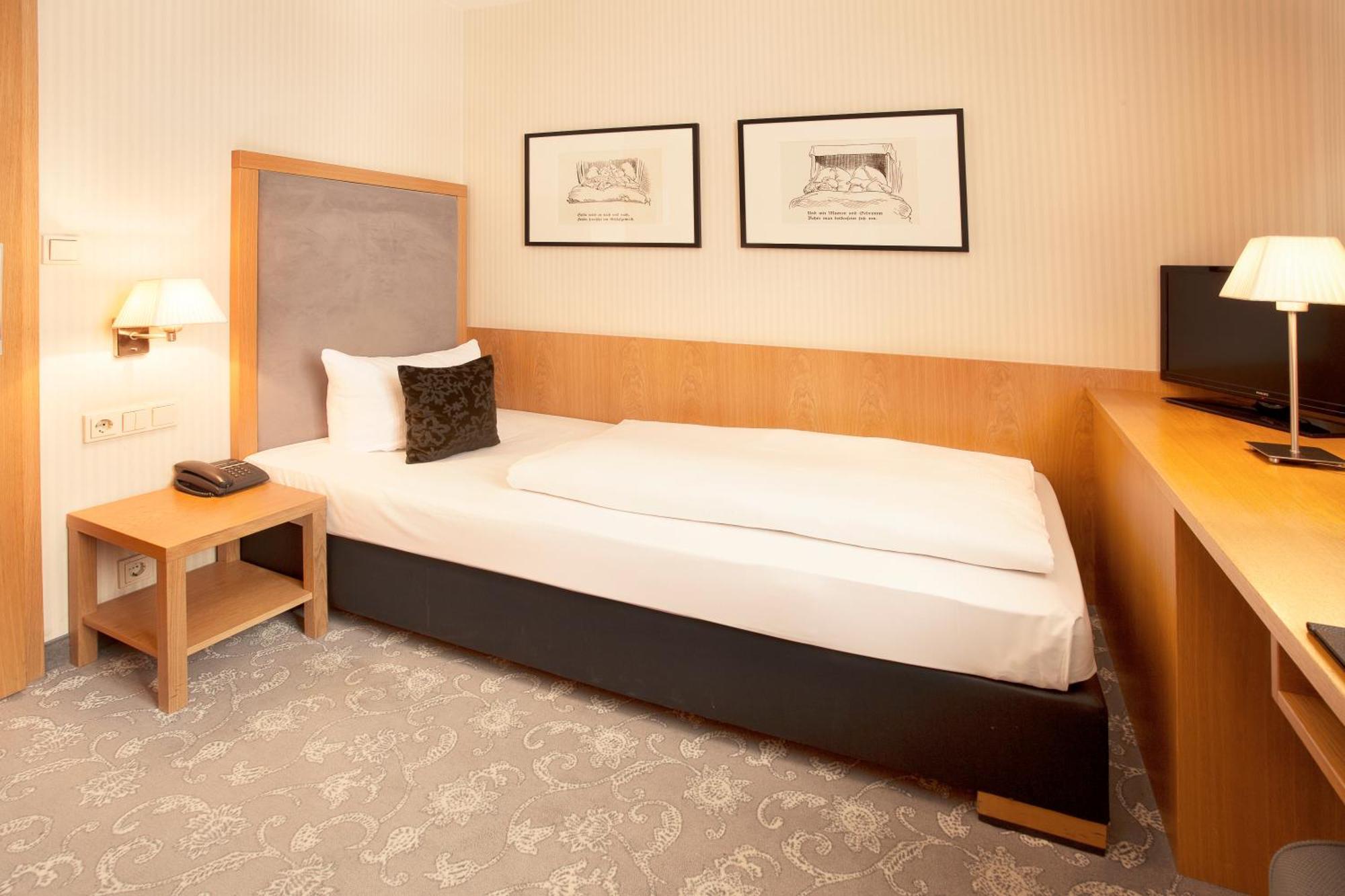 Single Room Economy