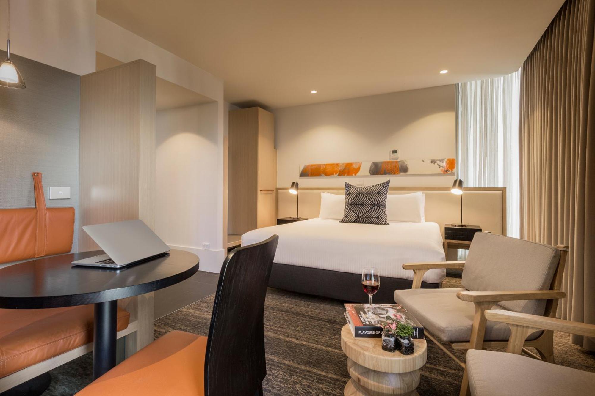 Brady King Room