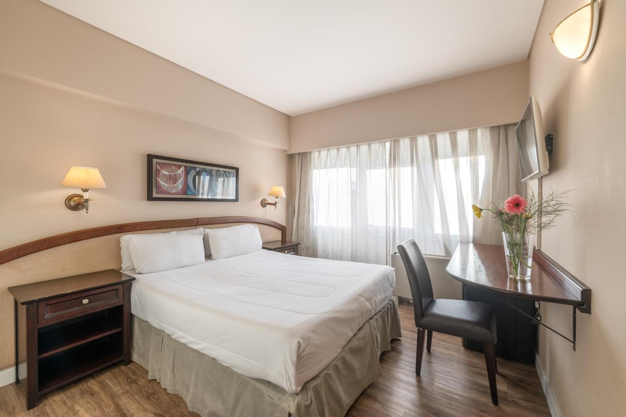 Double or Twin Room,1212337675:JPEG