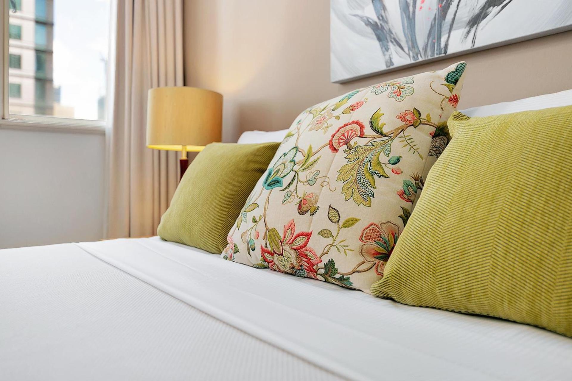 Superior One-Bedroom Apartment with Queen bed