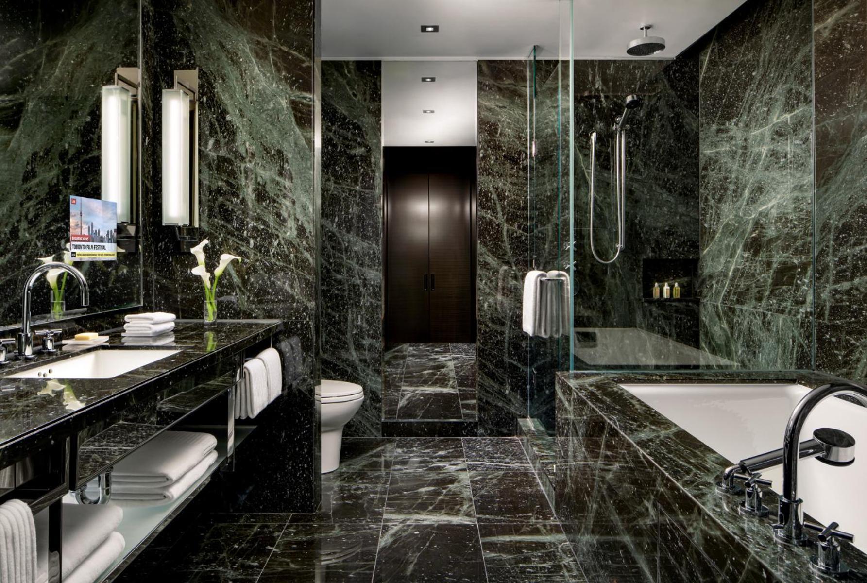 Luxury King Room