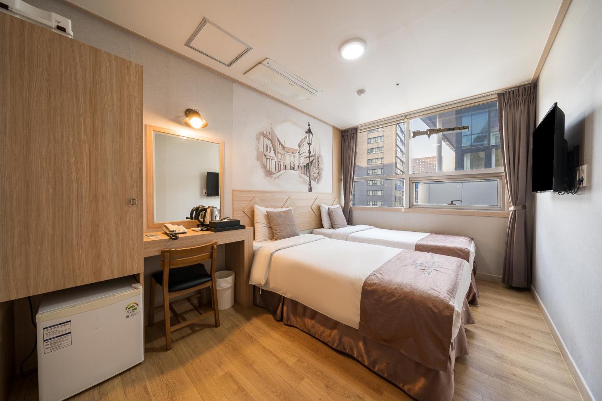 Standard Twin Room,1214003917:JPEG