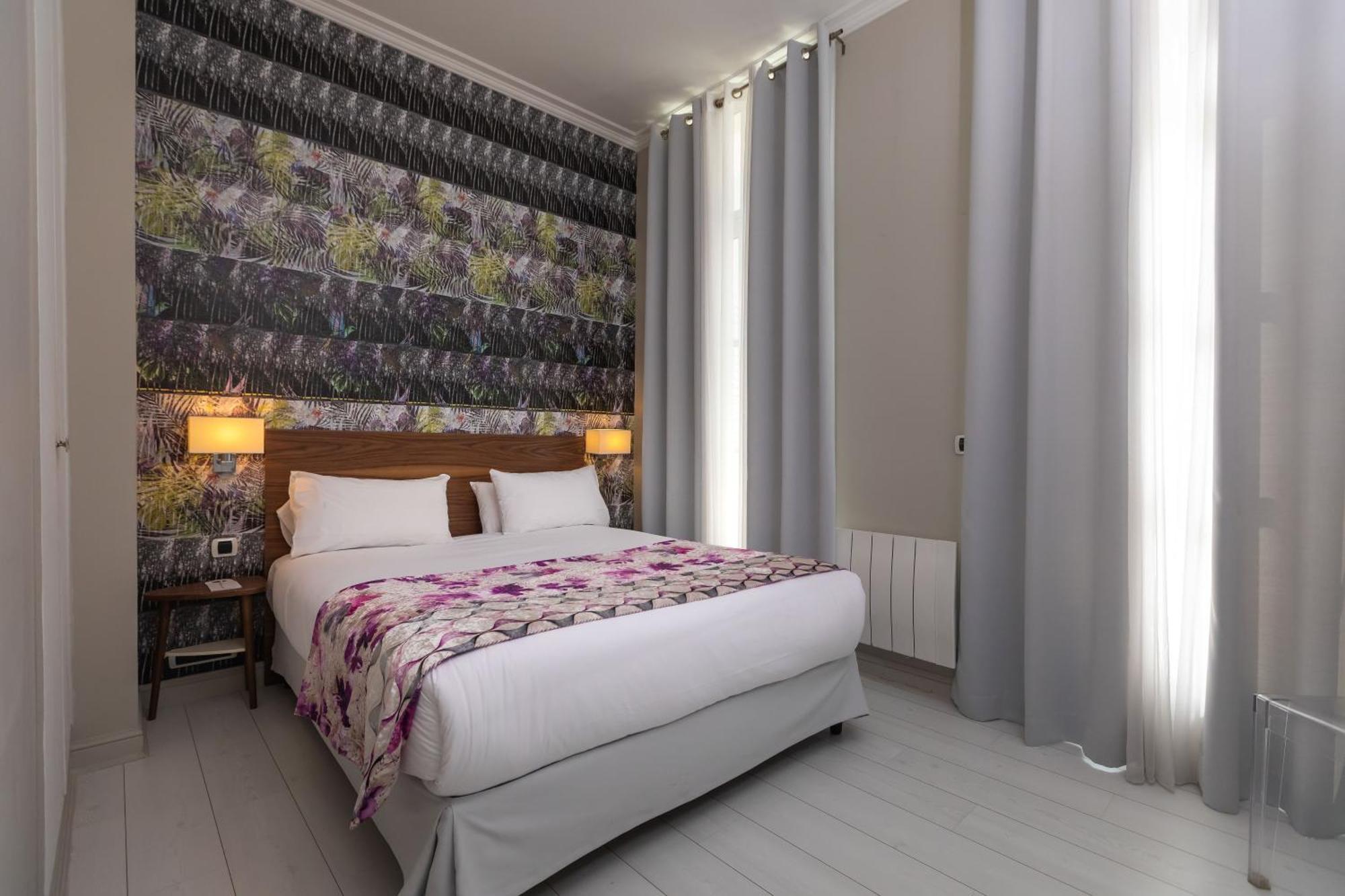 One-Bedroom Suite Le Charmeur