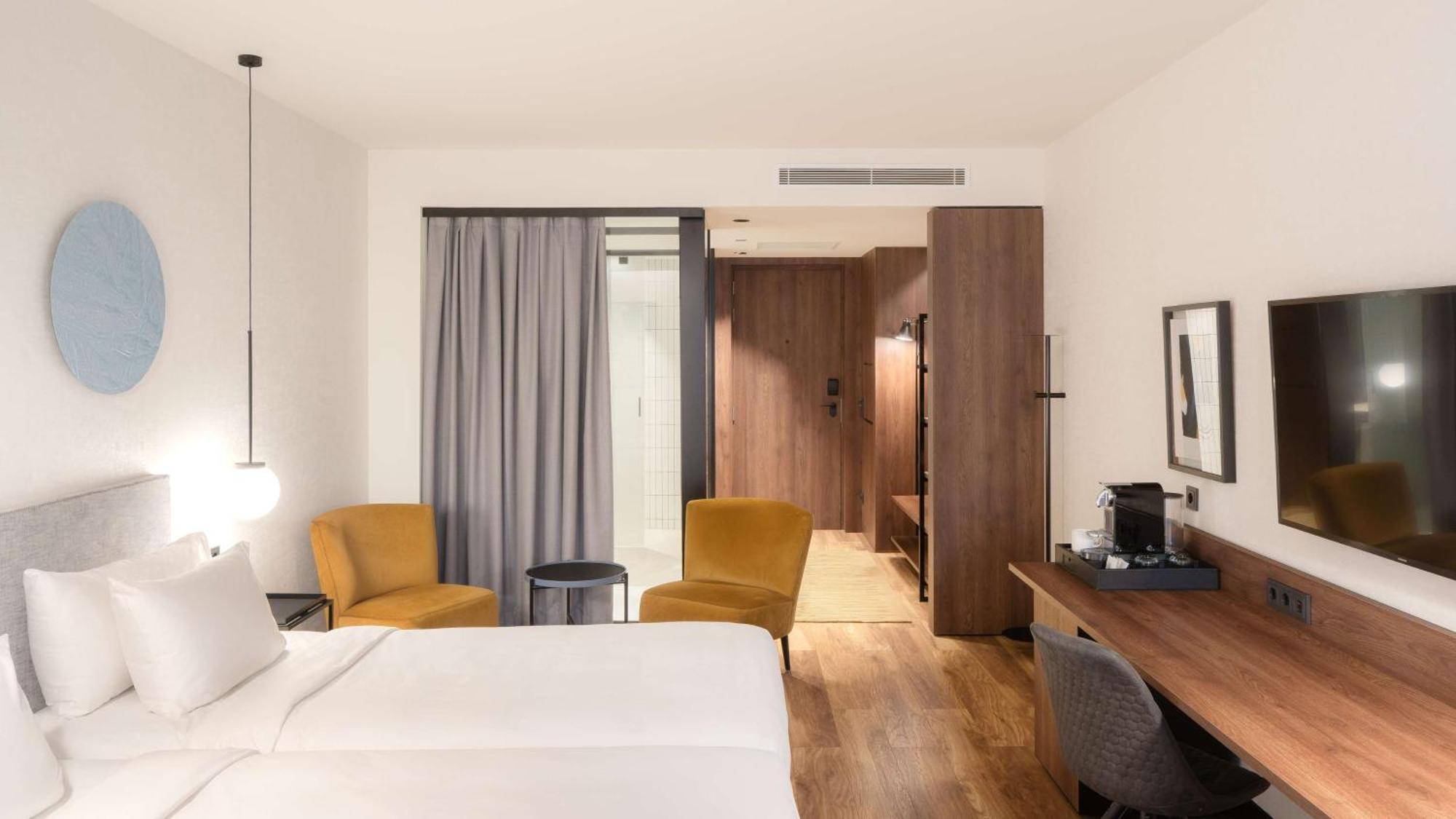Premium Deluxe Room