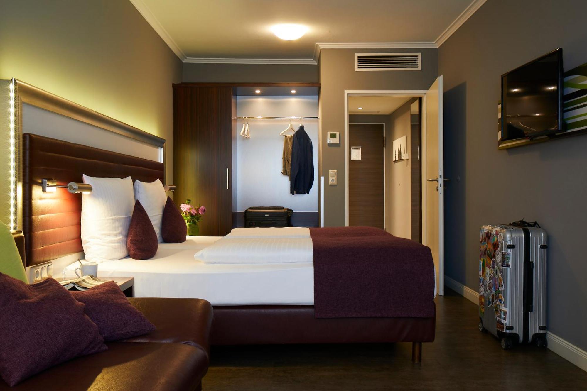 Deluxe Room,1227830516:JPEG