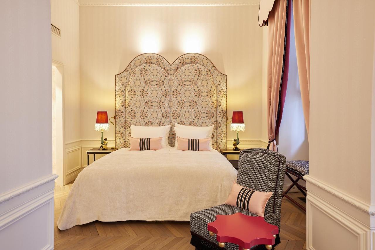 Double Room with Courtyard View