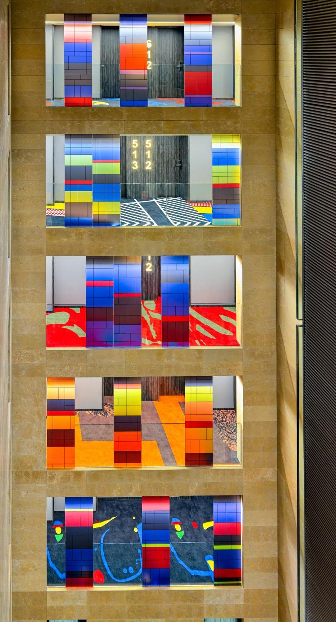 Superior Triple Atrium