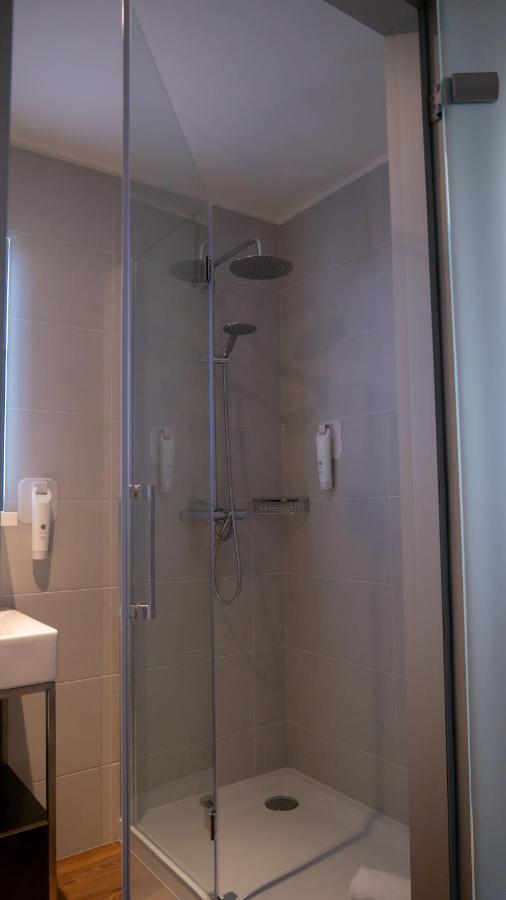 Double Room,1273796800:JPEG