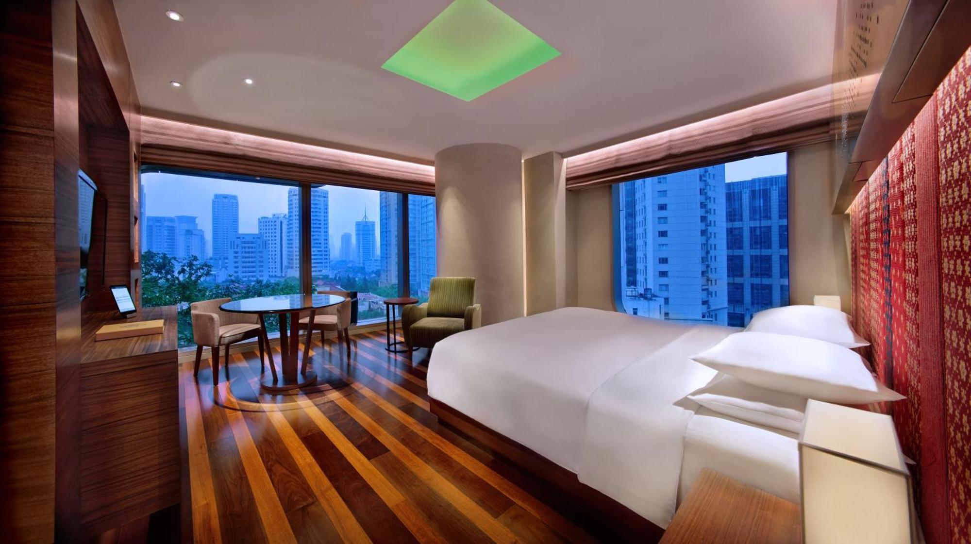 Corner King Room,1588152275:JPEG