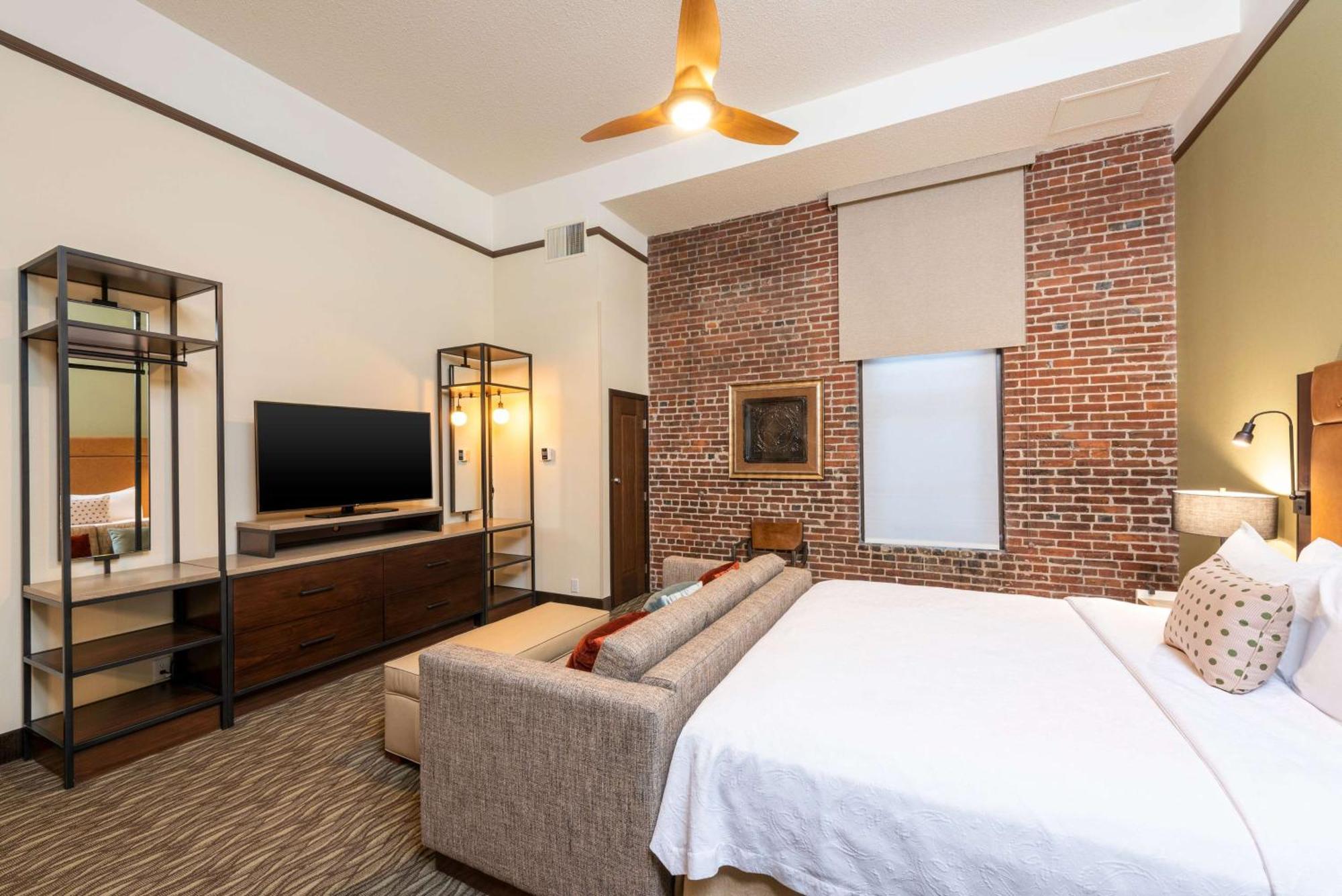 King Studio Suite - Non-Smoking,1557467878:JPEG