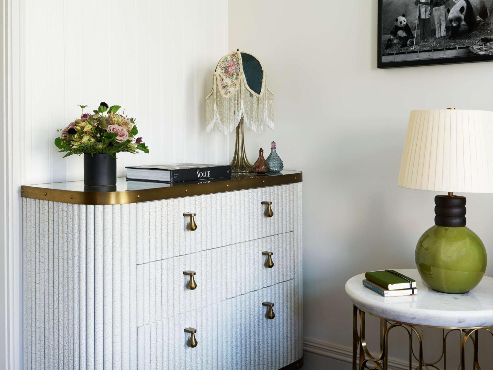 One-Bedroom Corner Suite